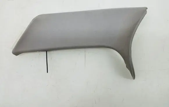 Mercedes-Benz C W204 (D)pillar trim (top) A2046901625