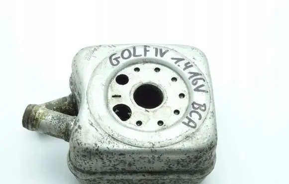 Volkswagen Golf IV Engine oil radiator 