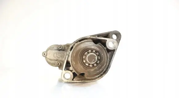 Skoda Fabia Mk2 (5J) Starter motor 1005831660