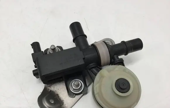 Mercedes-Benz GLC C254 Turbo solenoid valve A2544704000 A2544760700