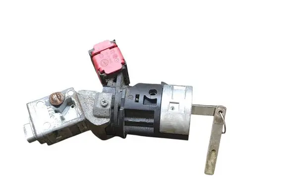 Renault Master III Ignition lock N0502060