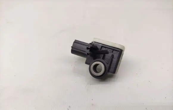 Ford Focus Airbag deployment crash/impact sensor AM5T14B342AA