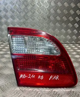 Mercedes-Benz E W211 Tailgate rear/tail lights A2118201364