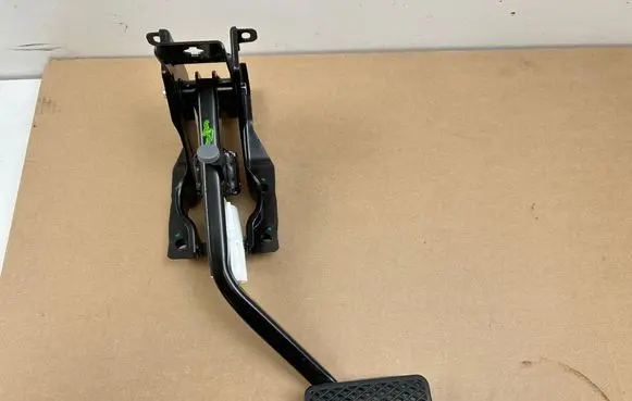Leapmotor B10 Brake pedal 3504110AH02