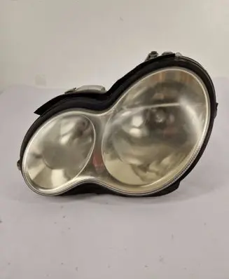 Mercedes-Benz C W203 Headlight/headlamp 1305235741