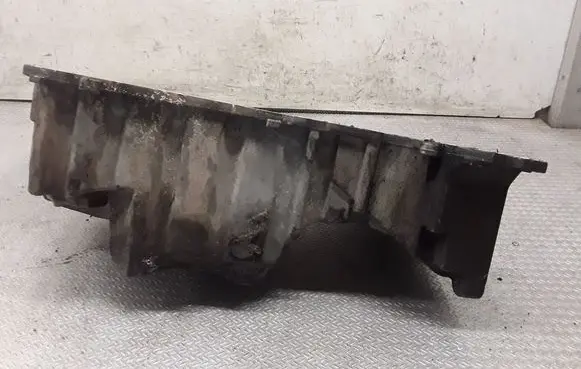 Volkswagen Touareg I Oil sump 070103603H