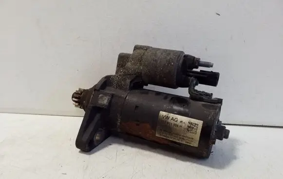 Audi A1 Starter motor 0001153007 02Z911024H
