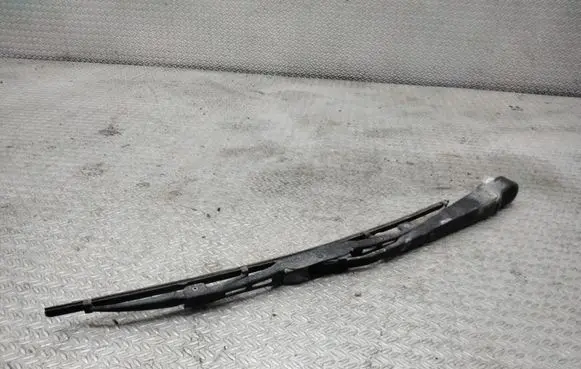 Chrysler Pacifica Rear wiper blade 
