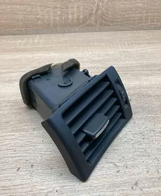 Audi A4 S4 B6 8E 8H Dashboard side air vent grill/cover trim 8E0820901F 36113040 SFD
