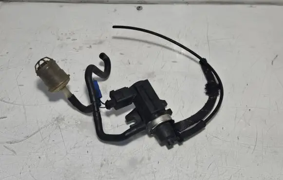 Volkswagen II LT Turbo solenoid valve 1J0906627