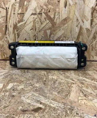 Audi Q3 8U Passenger airbag 8U0880204D 1077755430297