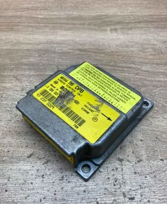 Mitsubishi Carisma Airbag control unit/module 0285001236 972370029