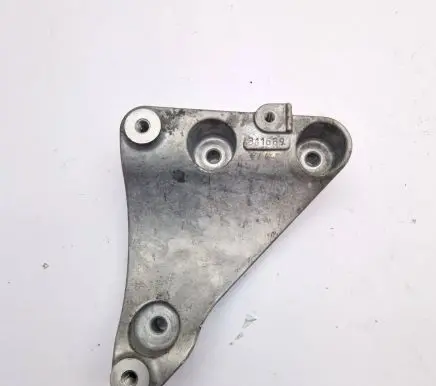 Maserati Ghibli Engine mounting bracket 311689