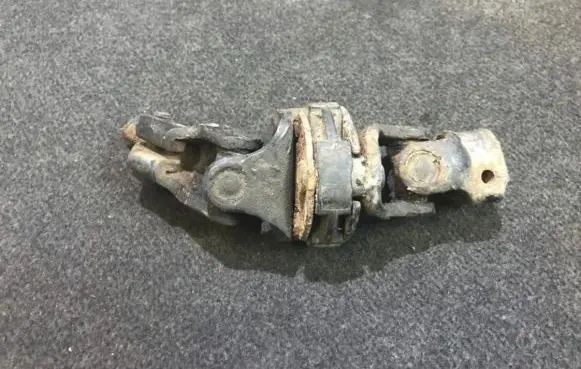 Subaru Legacy Steering column universal joint