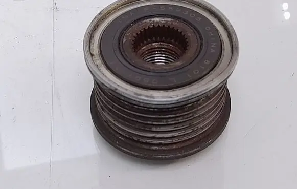 Renault Master III Alternator pulley F552305