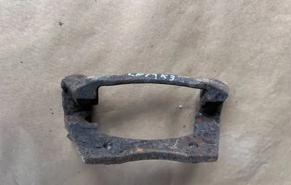 Ford Mondeo Mk III Front Brake Caliper Pad/Carrier 