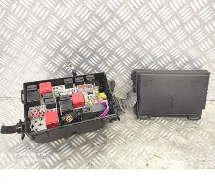 Opel Corsa D Fuse box set 13292736 13246936