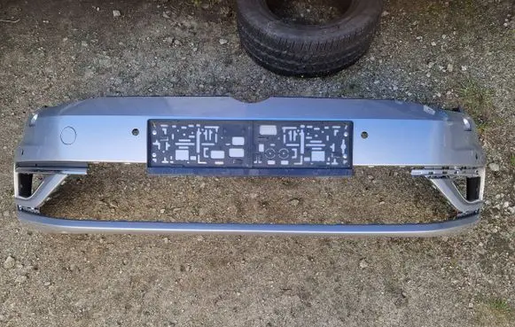 Volkswagen Golf VII Front bumper 5G0807221FL