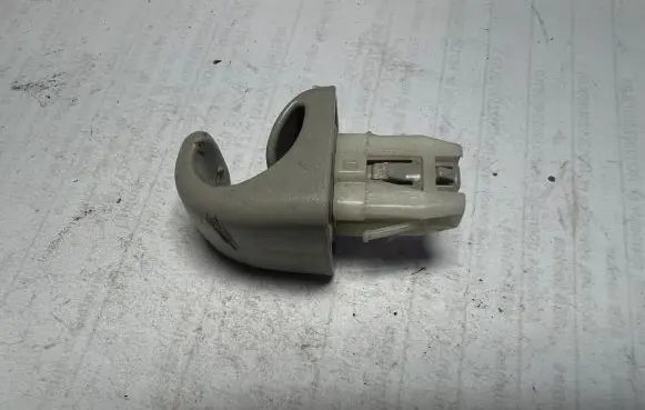 Toyota Corolla E120 E130 Hook 