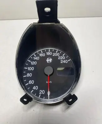 Alfa Romeo 156 Speedometer (instrument cluster) 156050815 503310013000