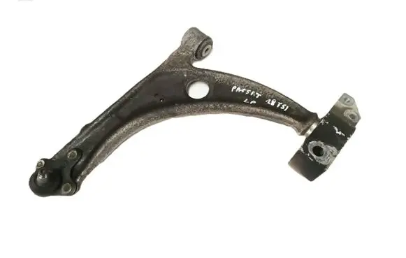 Volkswagen PASSAT B6 Front control arm