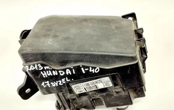 Hyundai i40 Fuse box set 912033Z190 121204034