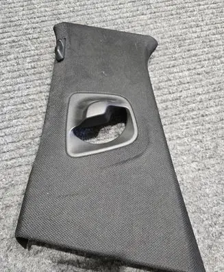 BMW 5 G30 G31 (B) pillar trim (top) 51437384527