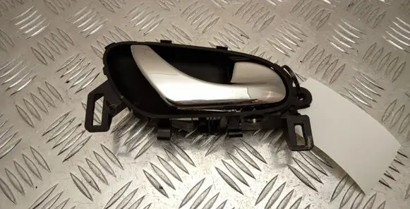 Nissan Qashqai Front door interior handle 806704EA0A
