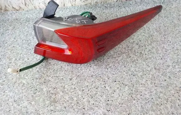 Lexus IS 220D-250-350 Rear/tail lights set 