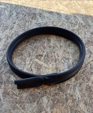Porsche Macan (95B) Engine compartment rubber 95B823737