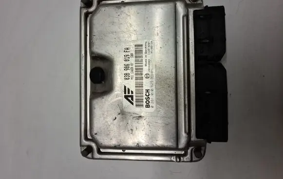 Ford Galaxy Engine control unit/module 038906019FA 0281010629