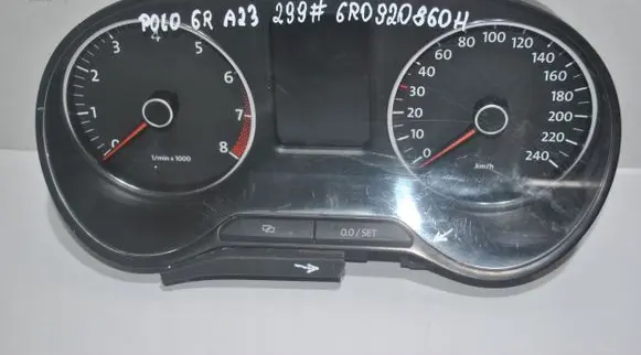 Volkswagen Polo V 6R Speedometer (instrument cluster) 6R0920860H
