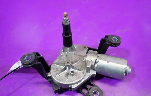 Opel Signum Rear window wiper motor