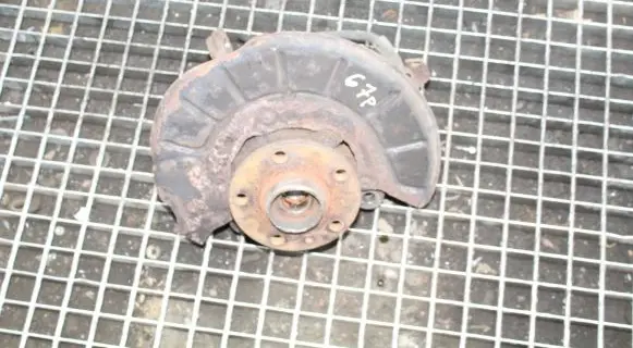 Volkswagen Scirocco Front wheel hub