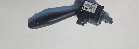 Volkswagen PASSAT B6 Indicator stalk 1K0953513A 01103501 10350163137635