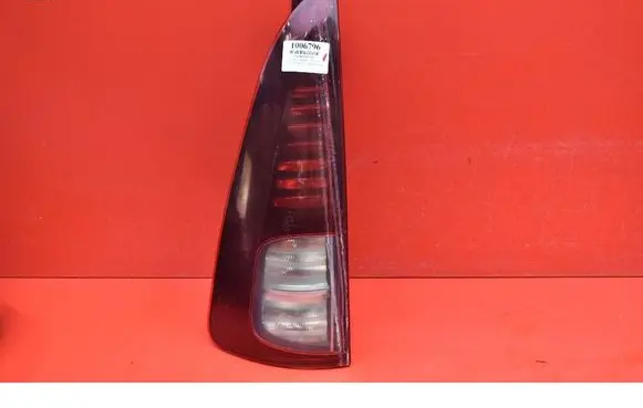 Rear/tail lights