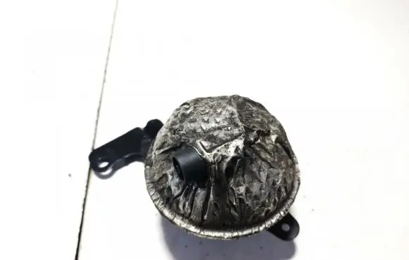 Vacuum air tank