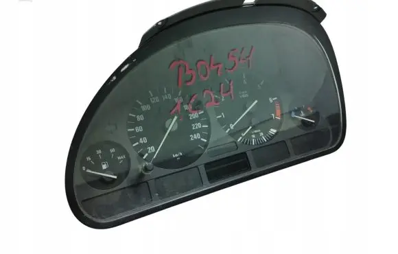 BMW 5 E39 Speedometer (instrument cluster) 8360929