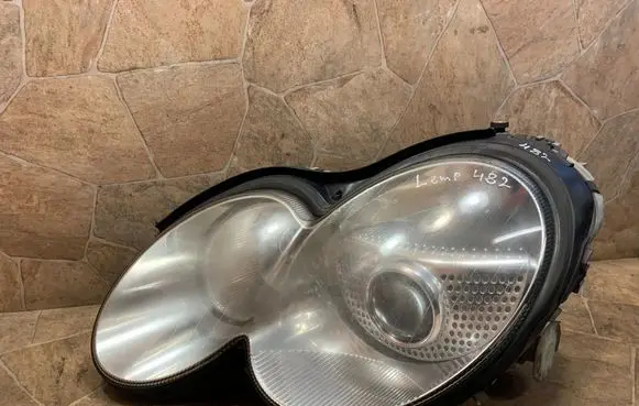 Mercedes-Benz SL R230 Headlight/headlamp A2308207961