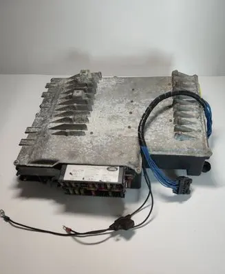Land Rover Range Rover P38A Fuse module 010546A AMR5628