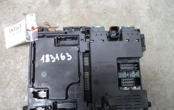 Peugeot 206 CC Comfort/convenience module