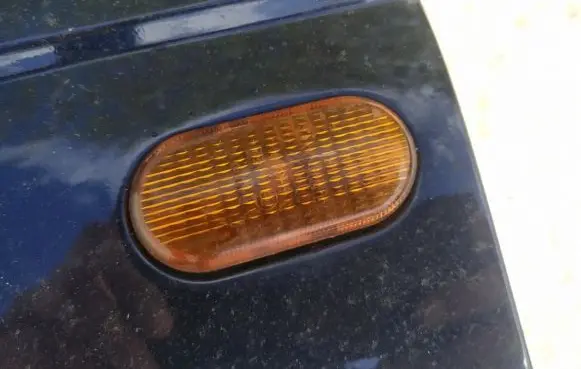Renault Scenic I Front fender indicator light