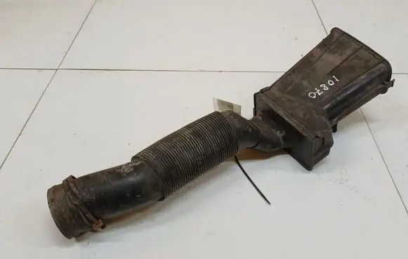 Skoda Roomster (5J) Air intake hose/pipe 5J080597