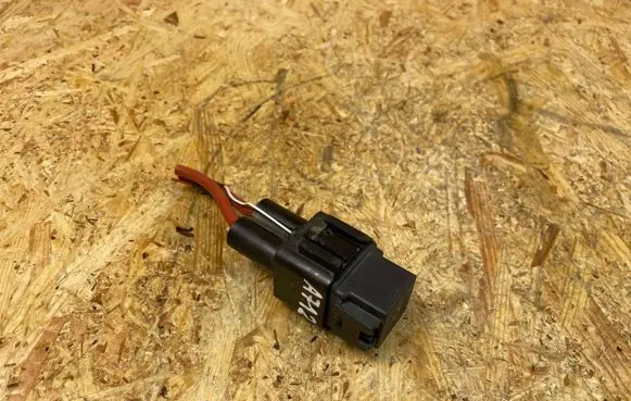 BMW 3 GT F34 Coolant fan relay 9207913