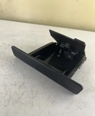 Peugeot 307 CC Car ashtray 9637031977