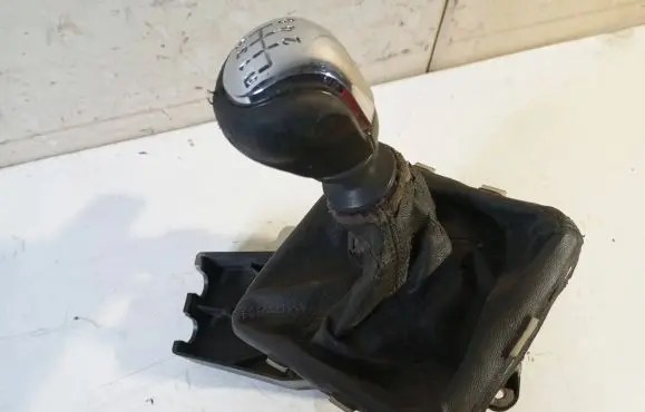 Opel Signum Gear shifter/selector 55557433