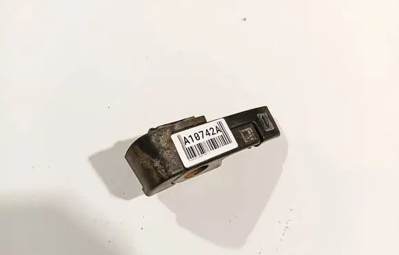 Engine bonnet (hood) release handle