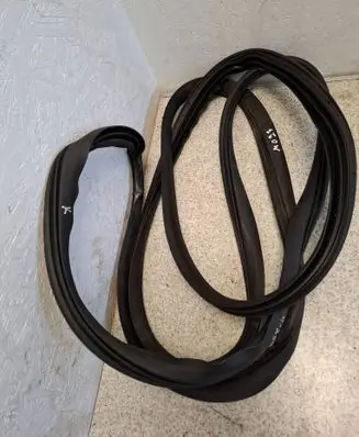 Ford B-MAX Front door rubber seal 
