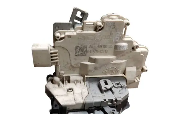 Audi A3 S3 8V Rear door lock 4G0839015