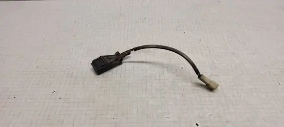 Volkswagen Transporter - Caravelle T5 Windshield washer spray nozzle 8E0955986A